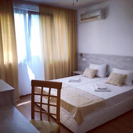Guest Rooms Southern Nights Varvara  Dış mekan fotoğraf
