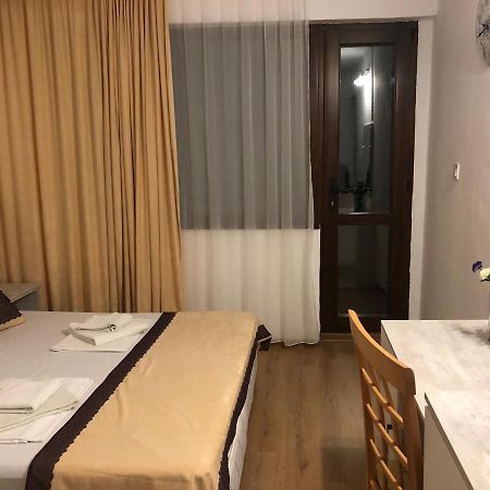 Guest Rooms Southern Nights Varvara  Dış mekan fotoğraf