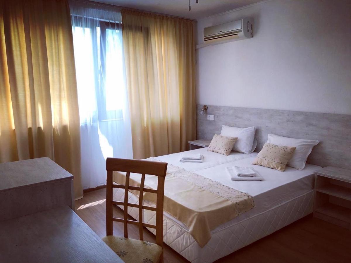Guest Rooms Southern Nights Varvara  Dış mekan fotoğraf