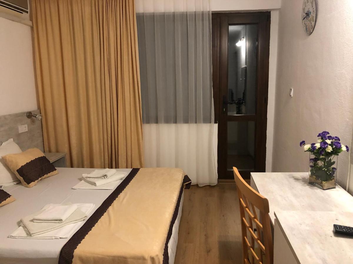Guest Rooms Southern Nights Varvara  Dış mekan fotoğraf